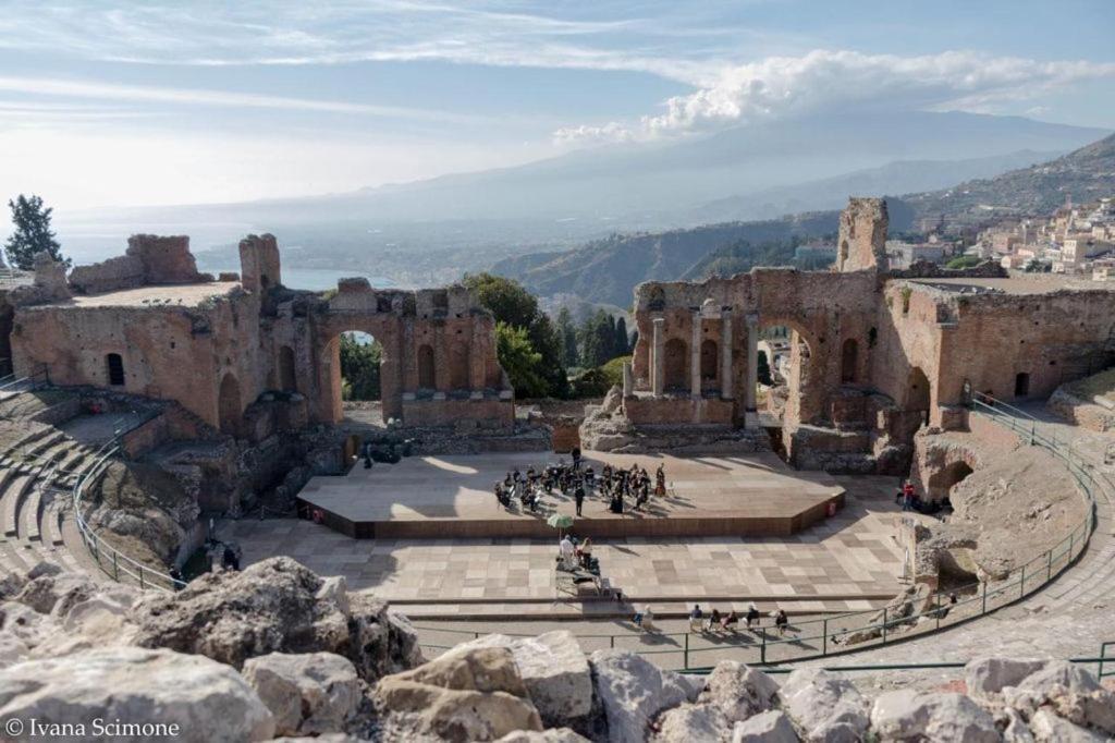 Casanica-Taormina Villa Exterior photo
