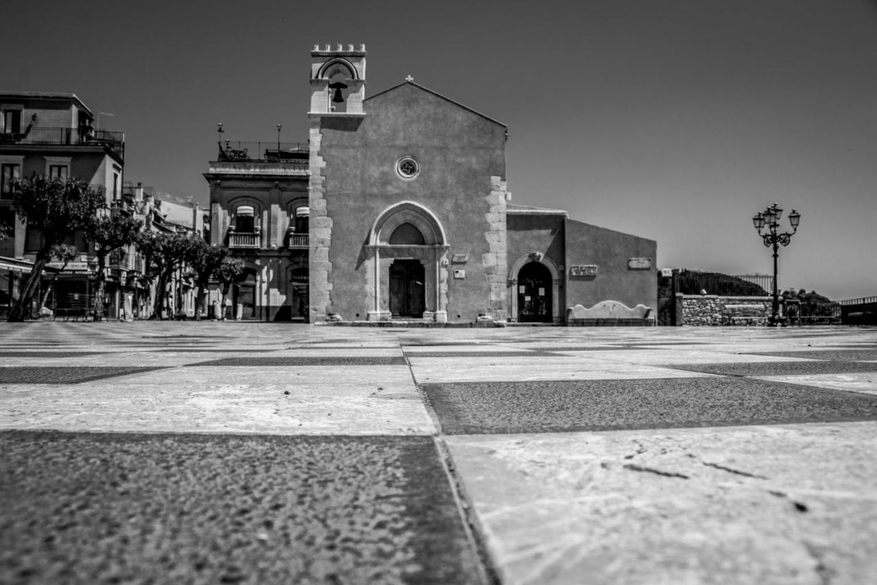 Casanica-Taormina Villa Exterior photo