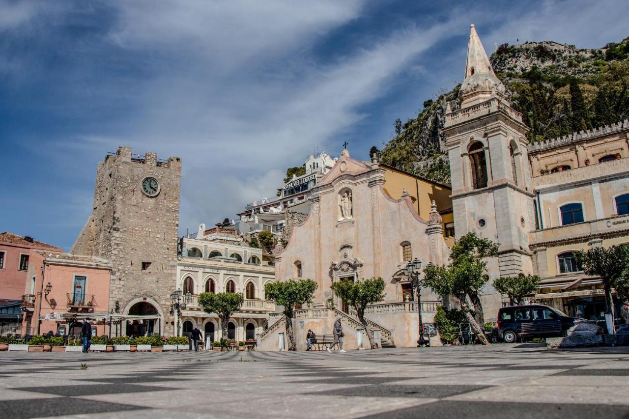 Casanica-Taormina Villa Exterior photo