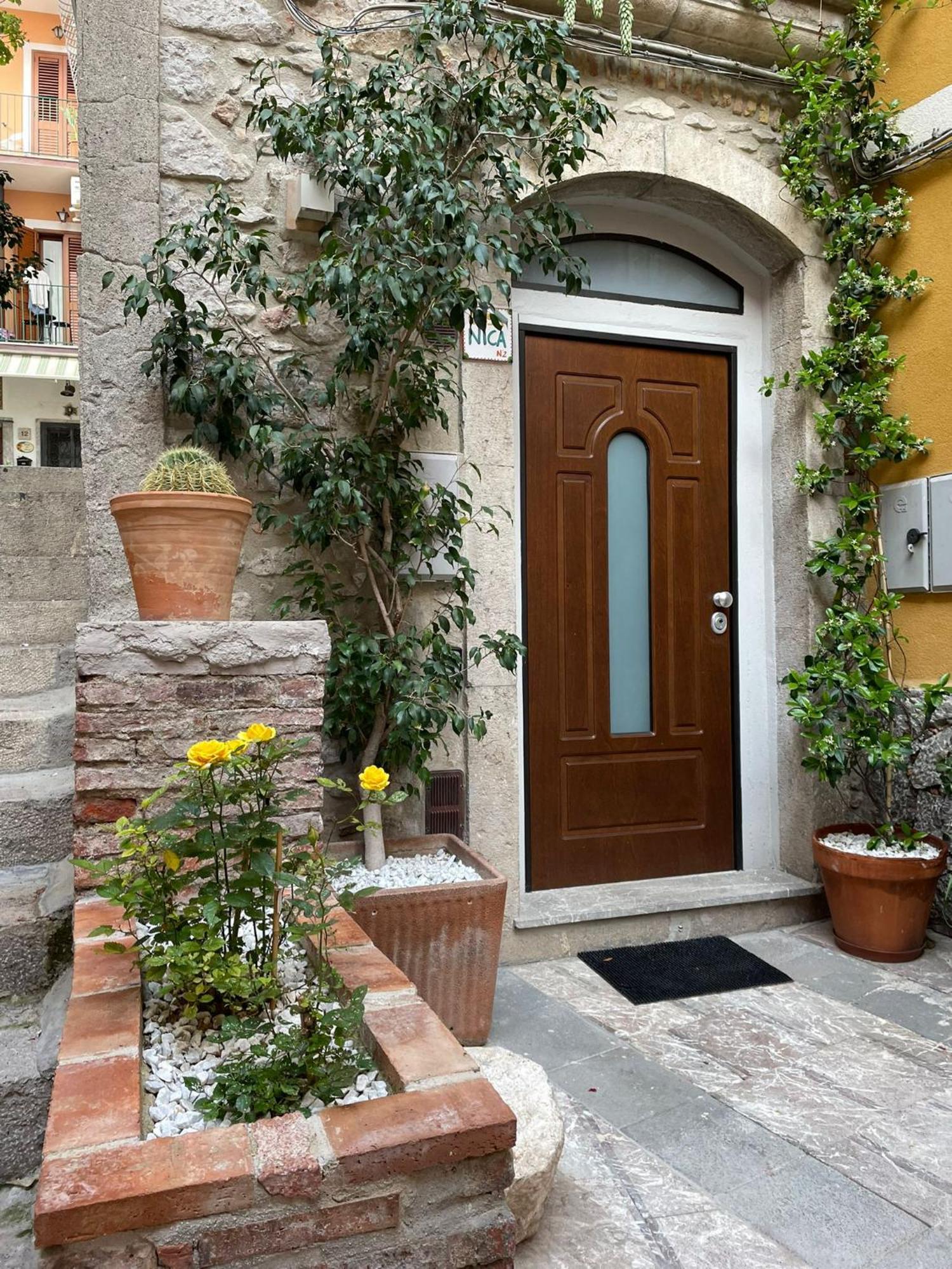 Casanica-Taormina Villa Exterior photo
